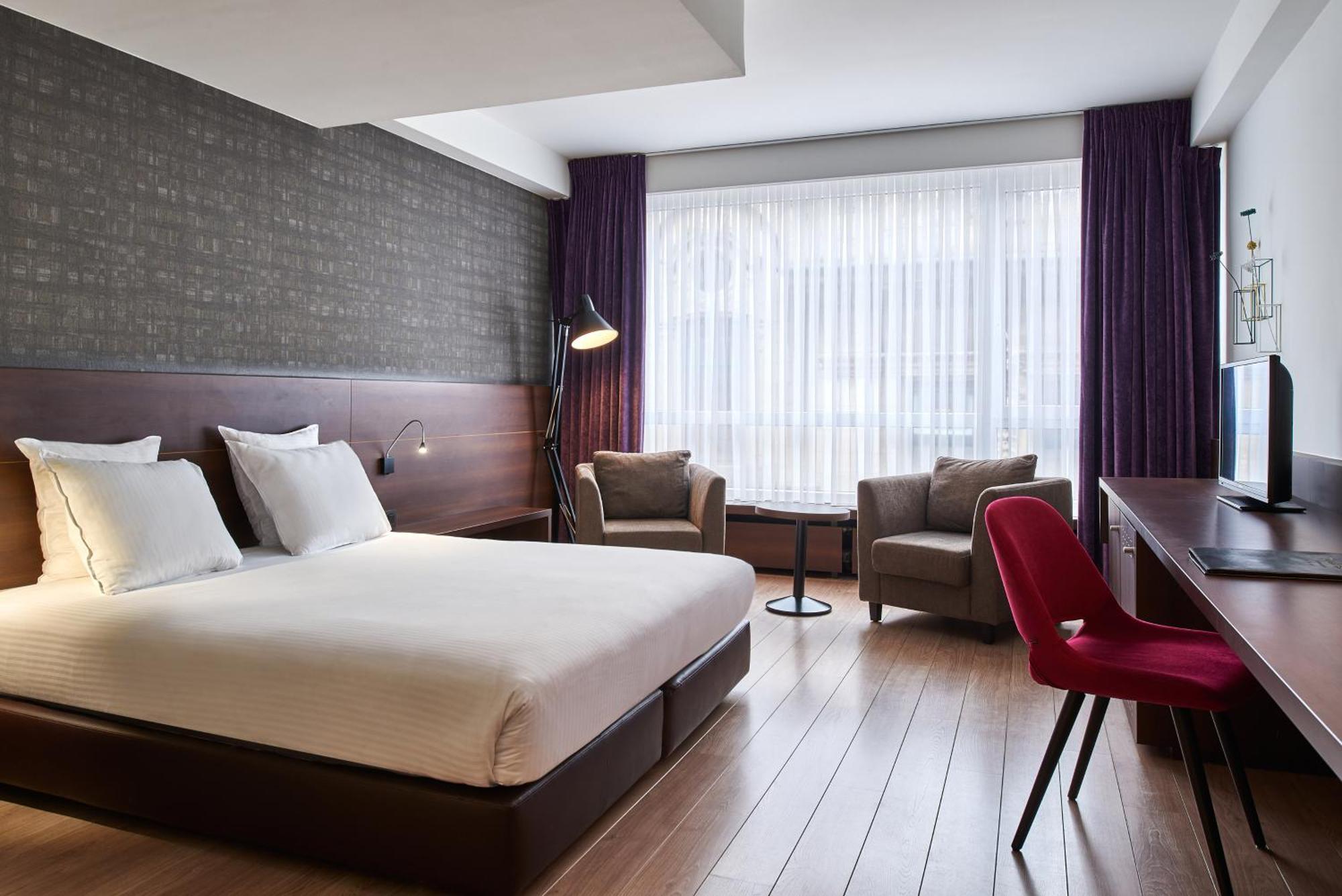 Theater Hotel Antwerp Exterior photo